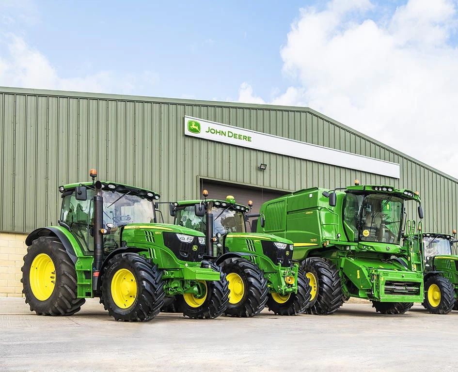 VENDITORE SPECIALISTA MACCHINE E ATTREZZATURE agricole